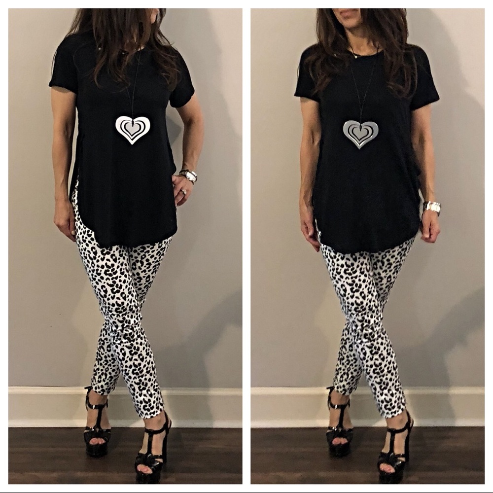 🟠 ✨LAST ONE ✨White and black leopard jeans